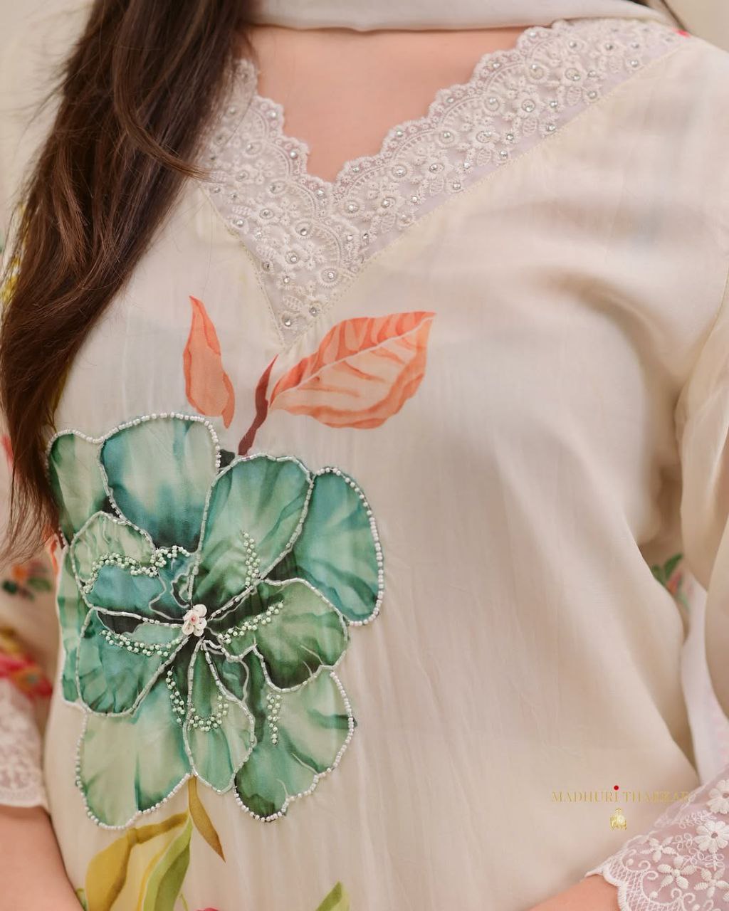 Effortlessly Elegant: Floral Printed Kurta Set With Pastel Dupatta