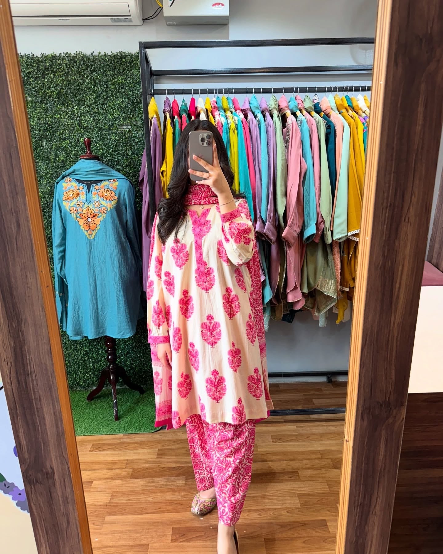 Printed Cotton Suit Sets Now in Four Striking Colors!  Primary Text