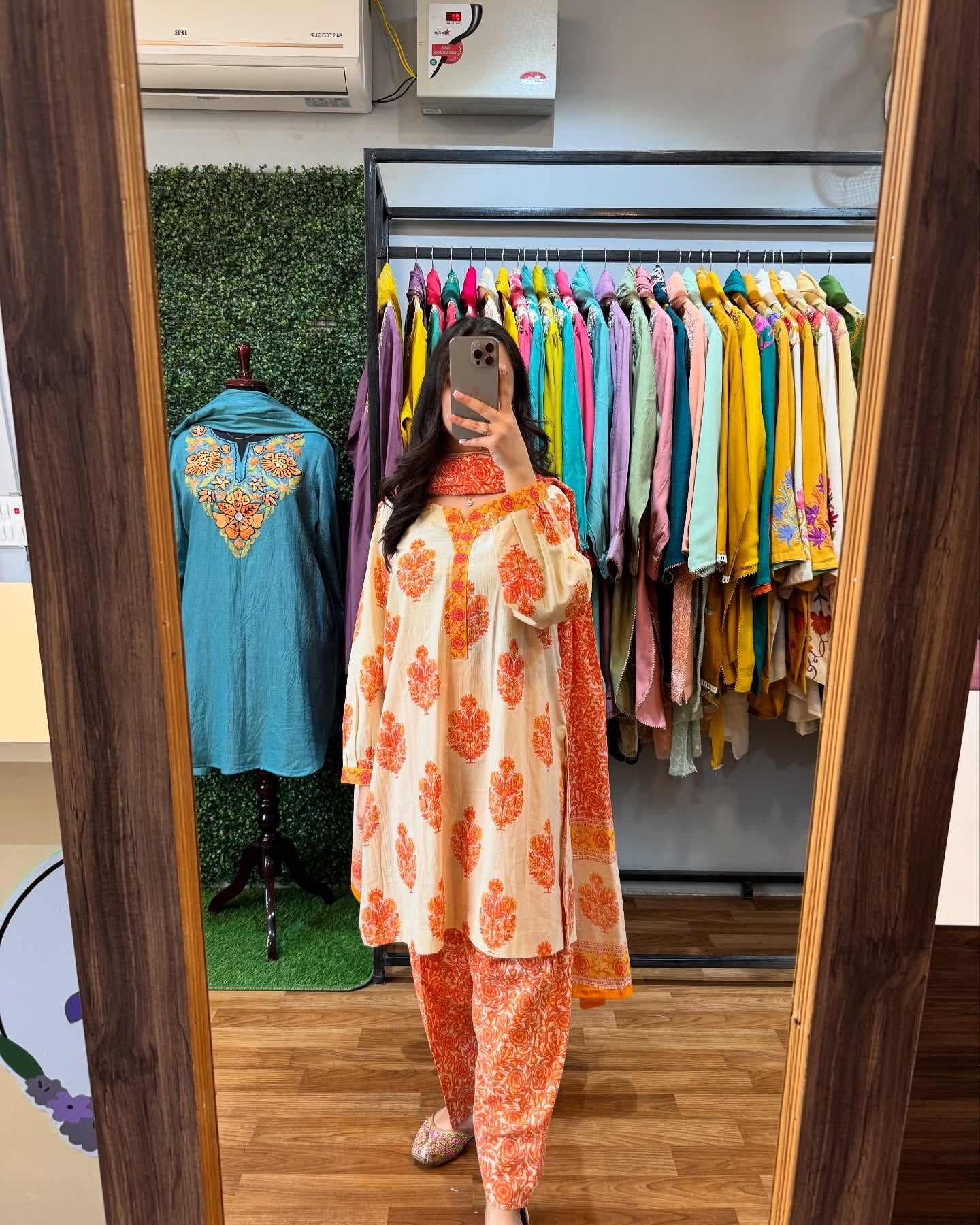 Printed Cotton Suit Sets Now in Four Striking Colors!  Primary Text